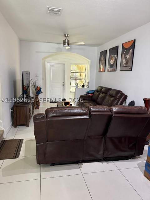 424 NE 194th Ter, Miami FL - photo 19 of 27