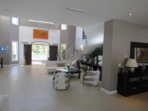 185 Palm Avenue, Miami Beach FL - photo 10 of 38