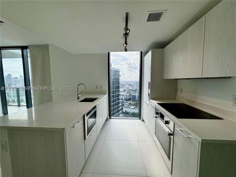 501 NE 31st St 3208, Miami FL - photo 10 of 35