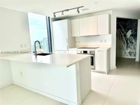 501 NE 31st St 3208, Miami FL - photo 8 of 35