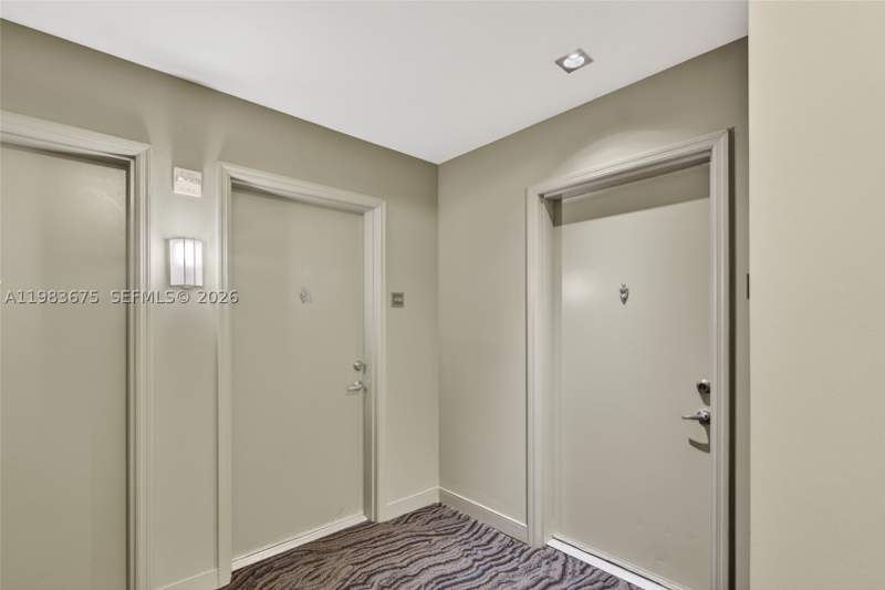 1 bedroom Condominium at 950 Brickell Bay Dr 4100, The Plaza 851 Brickell Co, Miami — photo 5
