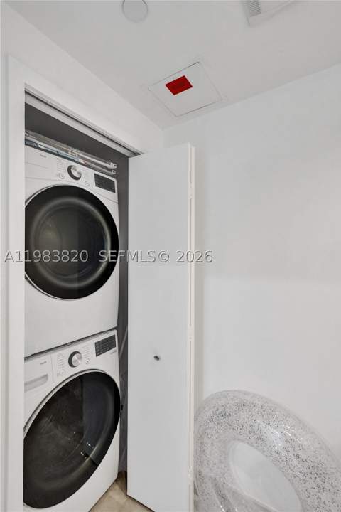 17121 Collins Ave 2003, Sunny Isles Beach FL - photo 18 of 34