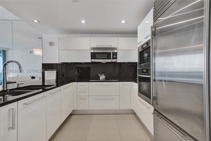 1 bedroom Condominium at 17121 Collins Ave 2003, Jade Ocean Condo, Sunny Isles Beach — photo 4