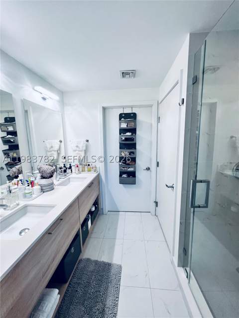 16385 Biscayne Blvd 303, Sunny Isles Beach FL - photo 15 of 48