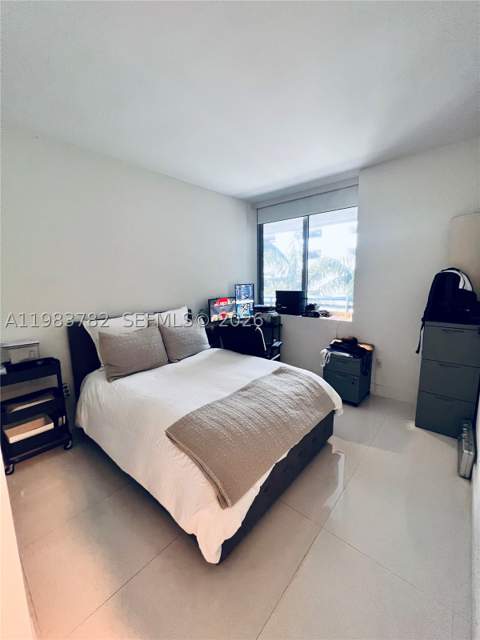 16385 Biscayne Blvd 303, Sunny Isles Beach FL - photo 19 of 48