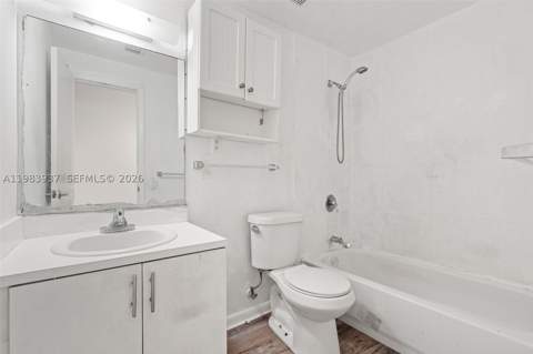 1185 Marseille Drive 202, Miami Beach FL - photo 17 of 19