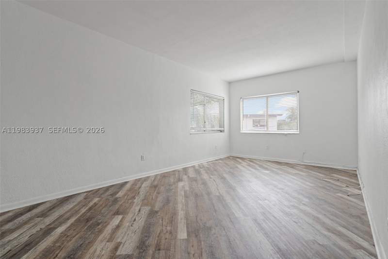 1 bedroom Condominium at 1185 Marseille Drive 202, Rive Marseilles Condo, Miami Beach — photo 5