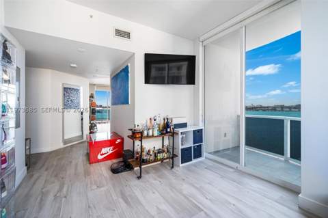 725 NE 22nd St 10A, Miami FL - photo 11 of 19