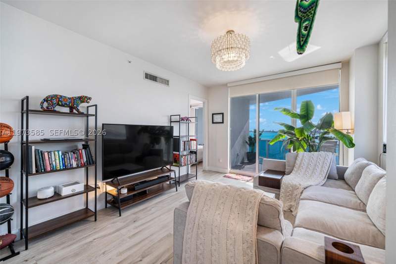2 bedroom Condominium at 725 NE 22nd St 10A, New Wave Condo, Miami — photo 5