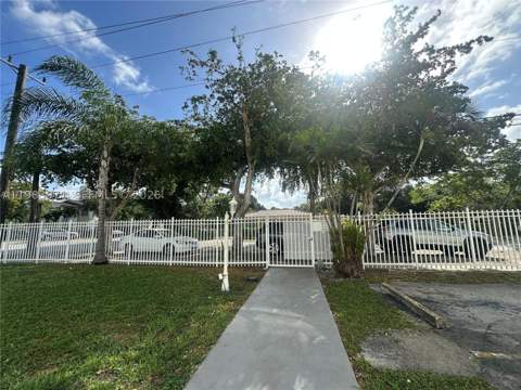 12890 NE 8th Ave 101, North Miami FL - photo 18 of 18
