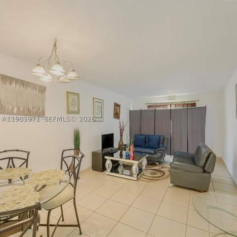 12890 NE 8th Ave 101, North Miami FL - photo 8 of 18