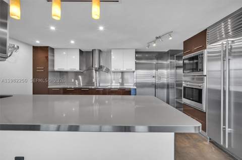 199 Ocean Lane Dr 1009, Key Biscayne FL - photo 11 of 31