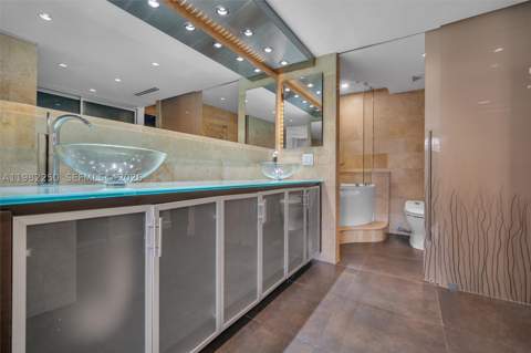 199 Ocean Lane Dr 1009, Key Biscayne FL - photo 17 of 31