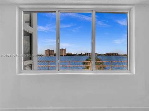 1170 NE 191st St 24, Miami FL - photo 19 of 30