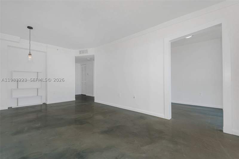 1 bedroom Condominium at 1688 West Ave Ph-07, West Bay Plaza Condo, Miami Beach — photo 5