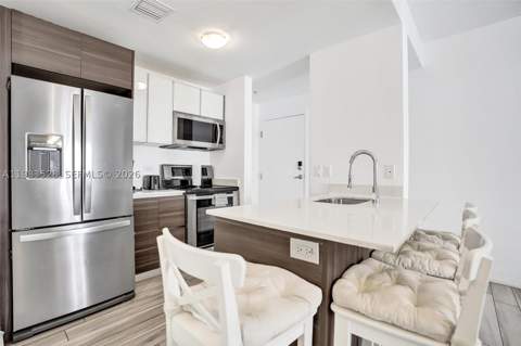 481 NE 29th St 702, Miami FL - photo 6 of 33