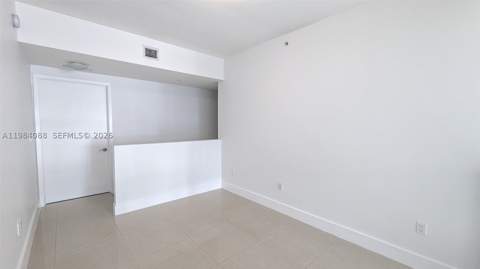 6000 Collins Ave 111, Miami Beach FL - photo 17 of 29
