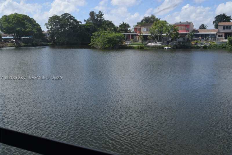 2 bedroom Condominium at 1335 W 68th St 106, Kings Cove Condo, Hialeah — photo 1