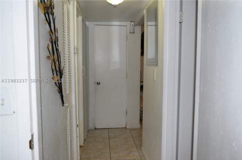 1335 W 68th St 106, Hialeah FL - photo 7 of 8
