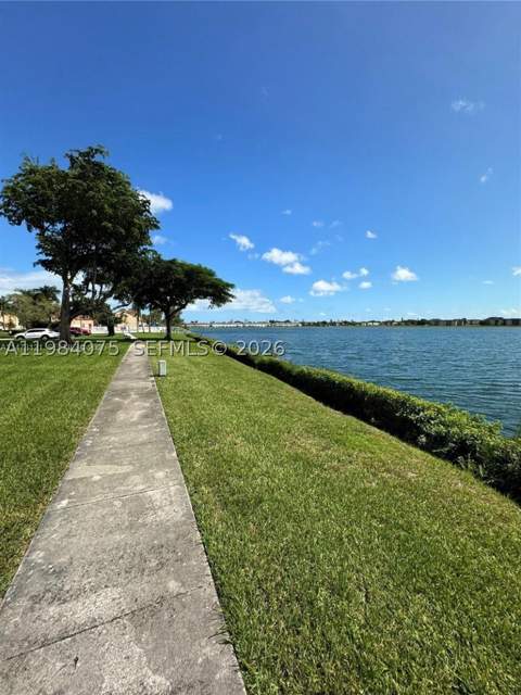 20850 San Simeon Way 107-5, Miami FL - photo 15 of 17