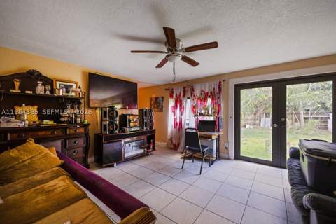 17371 SW 302nd St, Homestead FL - photo 11 of 15