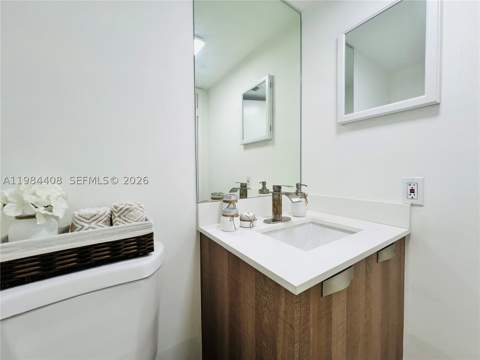 540 Brickell Key Dr 202, Miami FL - photo 18 of 31