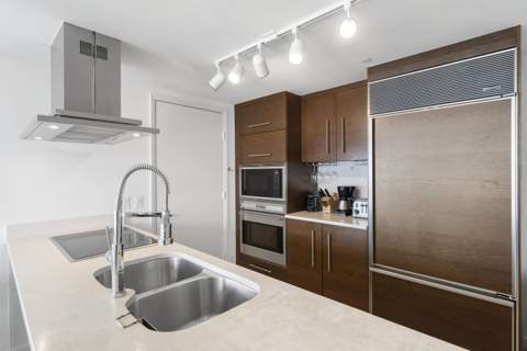 495 Brickell Avenue 811, Miami FL - photo 11 of 47