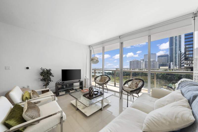 2 bedroom Condominium at 495 Brickell Avenue 811, Icon Brickell No Two, Miami — photo 2