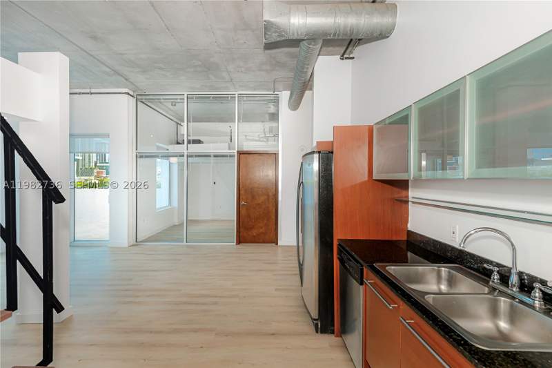 1 bedroom Condominium at 10 SW South River Dr 607, Neo Lofts Condo, Miami — photo 5
