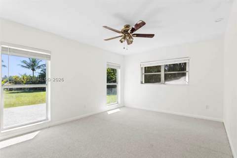 11807 SW 112th Ave, Miami FL - photo 12 of 48