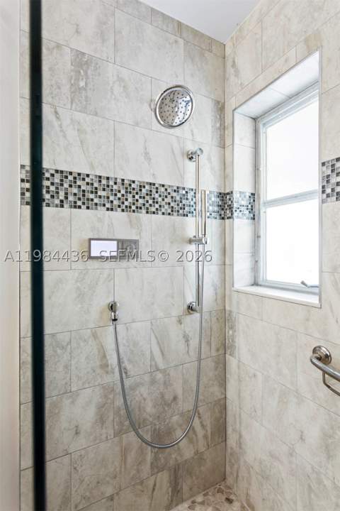 11807 SW 112th Ave, Miami FL - photo 19 of 48