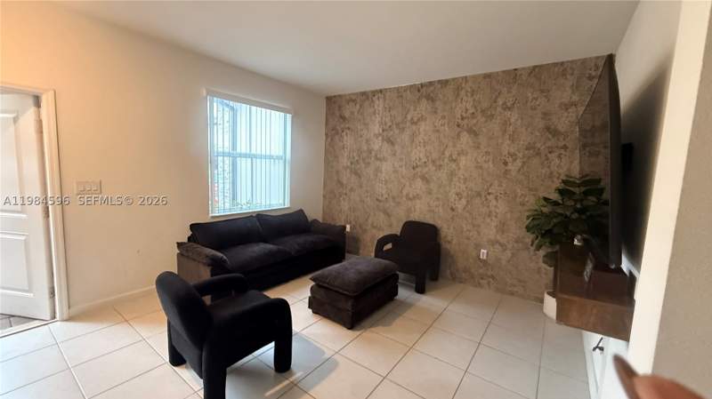 3 bedroom Townhouse at 12383 NW 23rd Ct, Golf Park Sec 1, Miami — photo 4