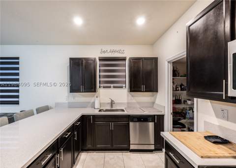 141 NE 24th Ave, Homestead FL - photo 12 of 38