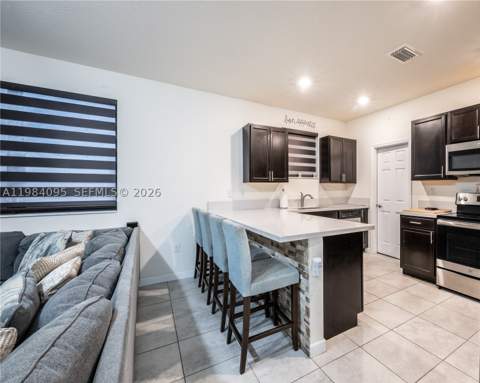 141 NE 24th Ave, Homestead FL - photo 9 of 38