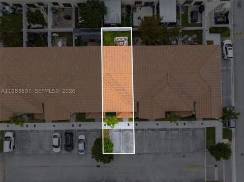 9380 W 33rd Ln, Hialeah FL - photo 16 of 46