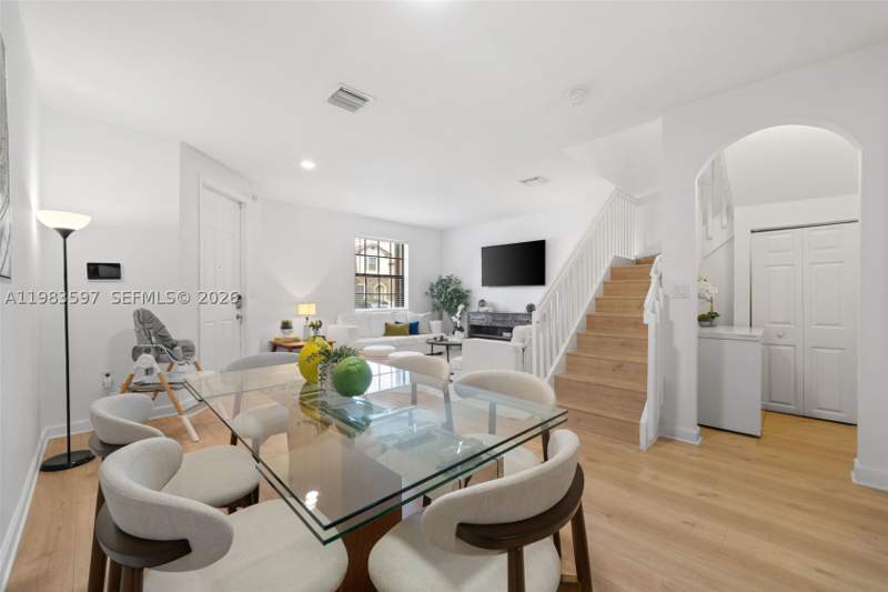3 bedroom Townhouse at 9380 W 33rd Ln, Bonterra, Hialeah — photo 4