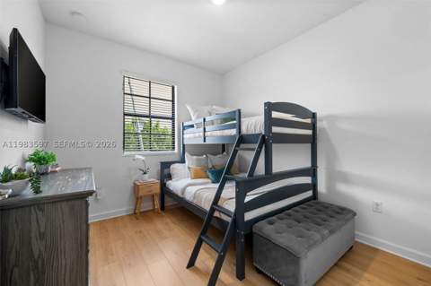 9380 W 33rd Ln, Hialeah FL - photo 9 of 46