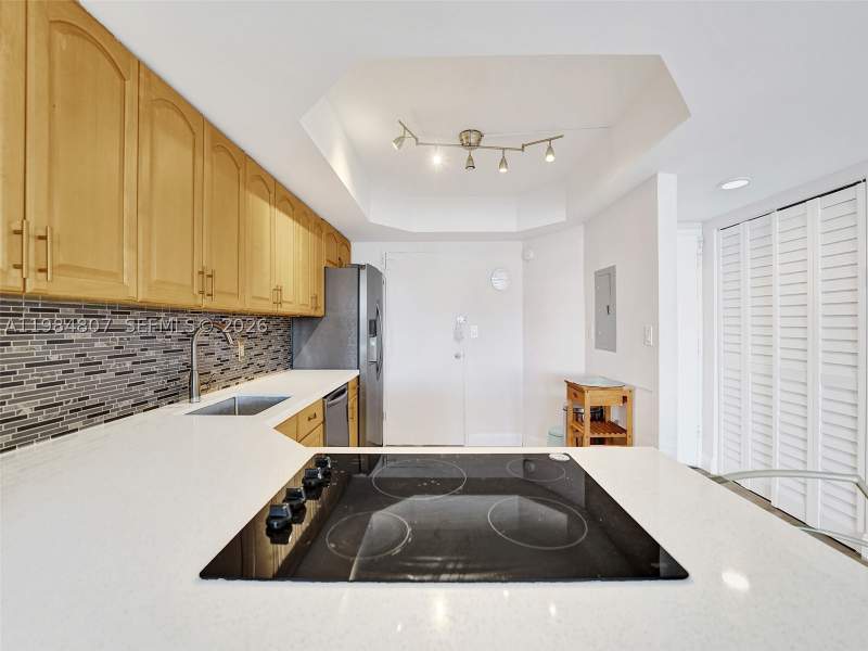 1 bedroom Condominium at 1351 NE Miami Gardens Dr 203E, Buckley Towers Condo - Ea, Miami — photo 3