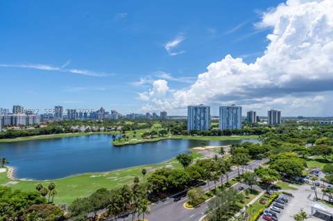 3675 N Country Club Dr 1907, Aventura FL - photo 24 of 58