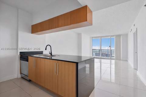 1750 N Bayshore Dr 3811, Miami FL - photo 14 of 27