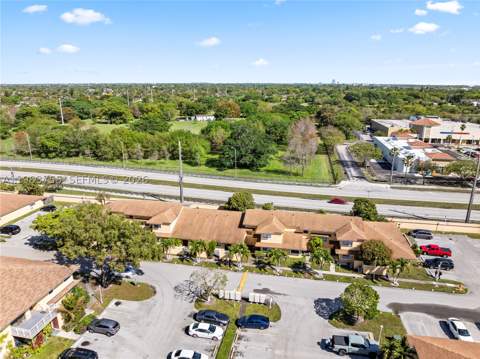 505 NW 214th St 101, Miami Gardens FL - photo 24 of 32