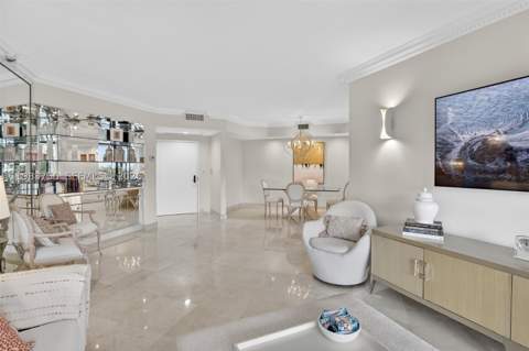 2800 Island Blvd 301, Aventura FL - photo 6 of 38