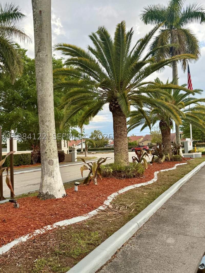 2 bedroom Townhouse at 3858 SW 153rd Pl, Caribe Lakes Phase I, Miami — photo 3