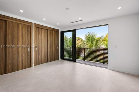 569 NW 44th St, Miami FL - photo 19 of 39