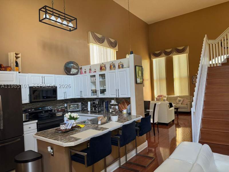 4 bedroom SingleFamilyResidence at 1661 SE 17th St, Keys Landing, Homestead — photo 5