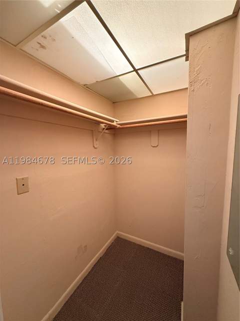 3860 NE 170th St 304, North Miami Beach FL - photo 13 of 31