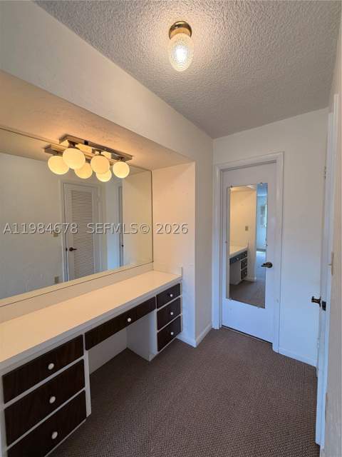 3860 NE 170th St 304, North Miami Beach FL - photo 18 of 31
