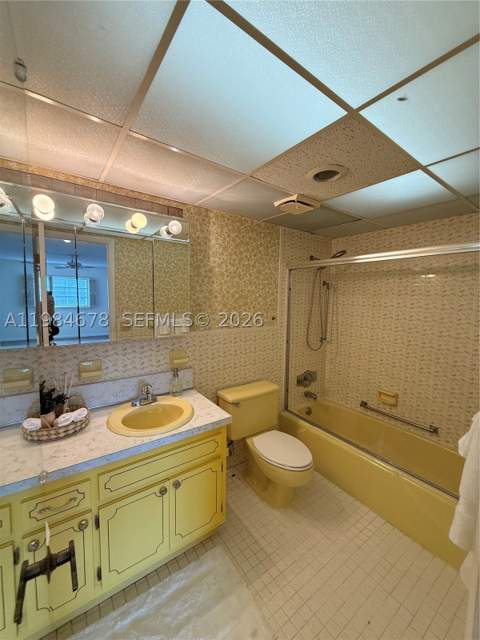 3860 NE 170th St 304, North Miami Beach FL - photo 20 of 31