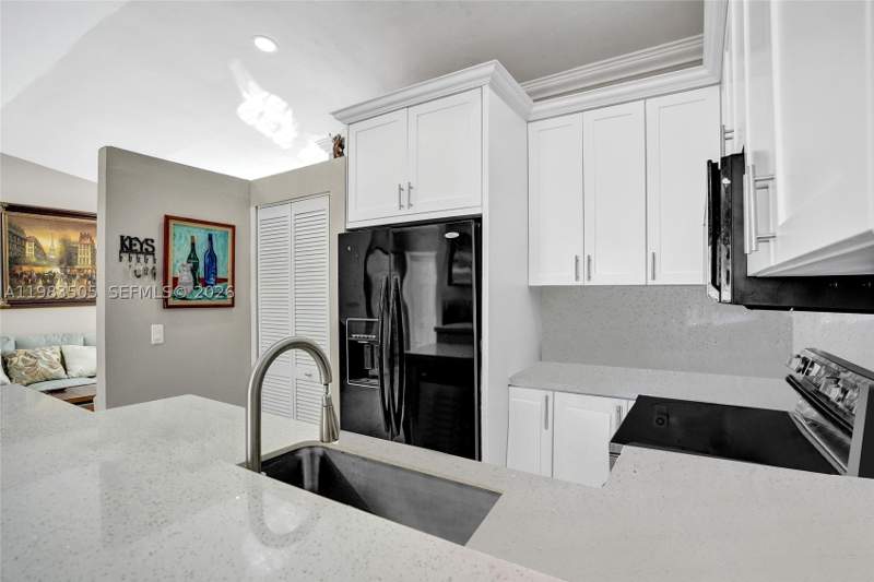 2 bedroom Townhouse at 6405 SW 152nd Cir Pl 10-05, Westwind Lakes Garden Hom, Miami — photo 3
