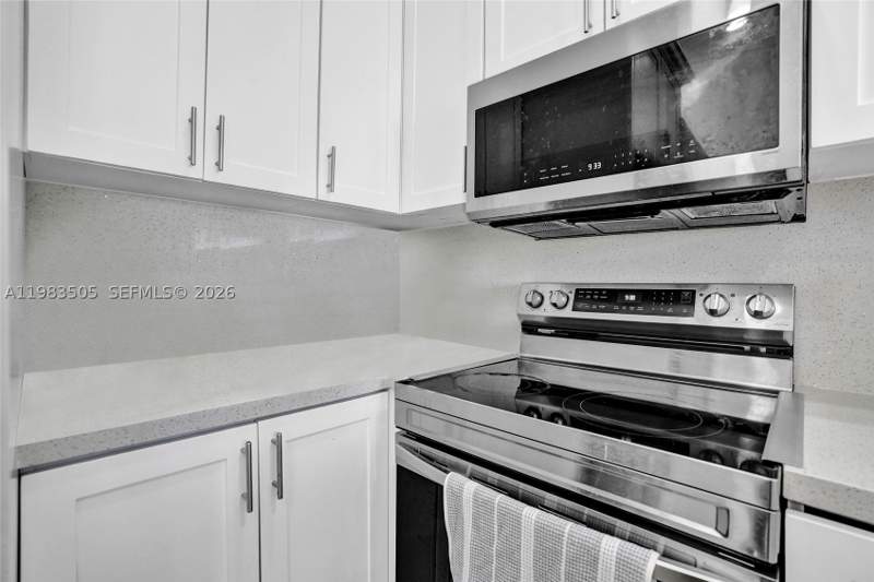 2 bedroom Townhouse at 6405 SW 152nd Cir Pl 10-05, Westwind Lakes Garden Hom, Miami — photo 5